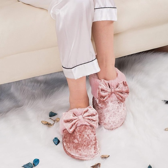 Pink Velvet Bowknot Slippers  size M (7-8) - Picture 3 of 6